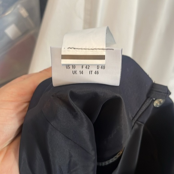 Akris Punto White and Navy Mesh Skirt Size 10 Side Stripes New with Tags - Picture 6 of 7